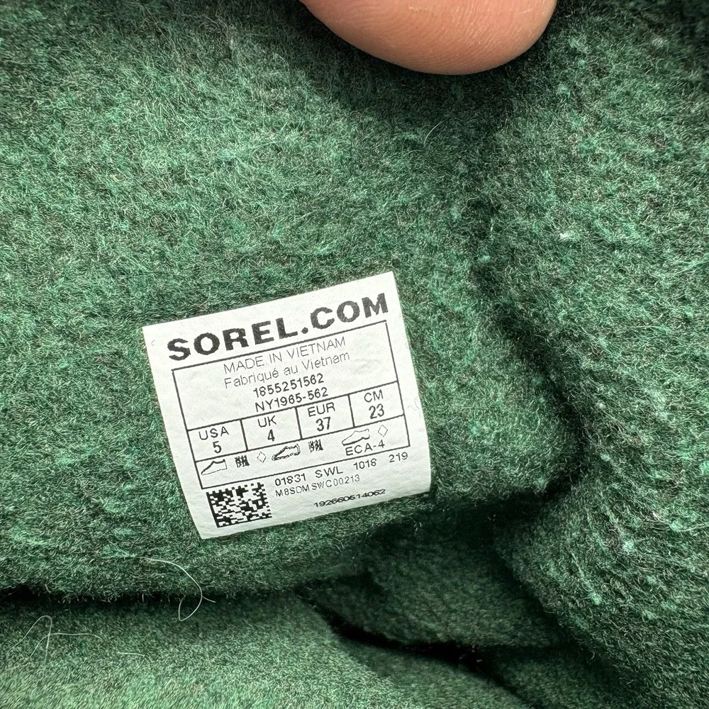 Sorel‎ Boots Girls Youth Size 5 Flurry Snow Purple Dahlia Paisley Insulated